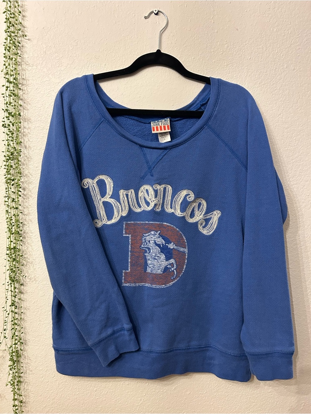 Vintage-Inspired Blue Embroidered Denver Broncos Women’s Sweatshirt